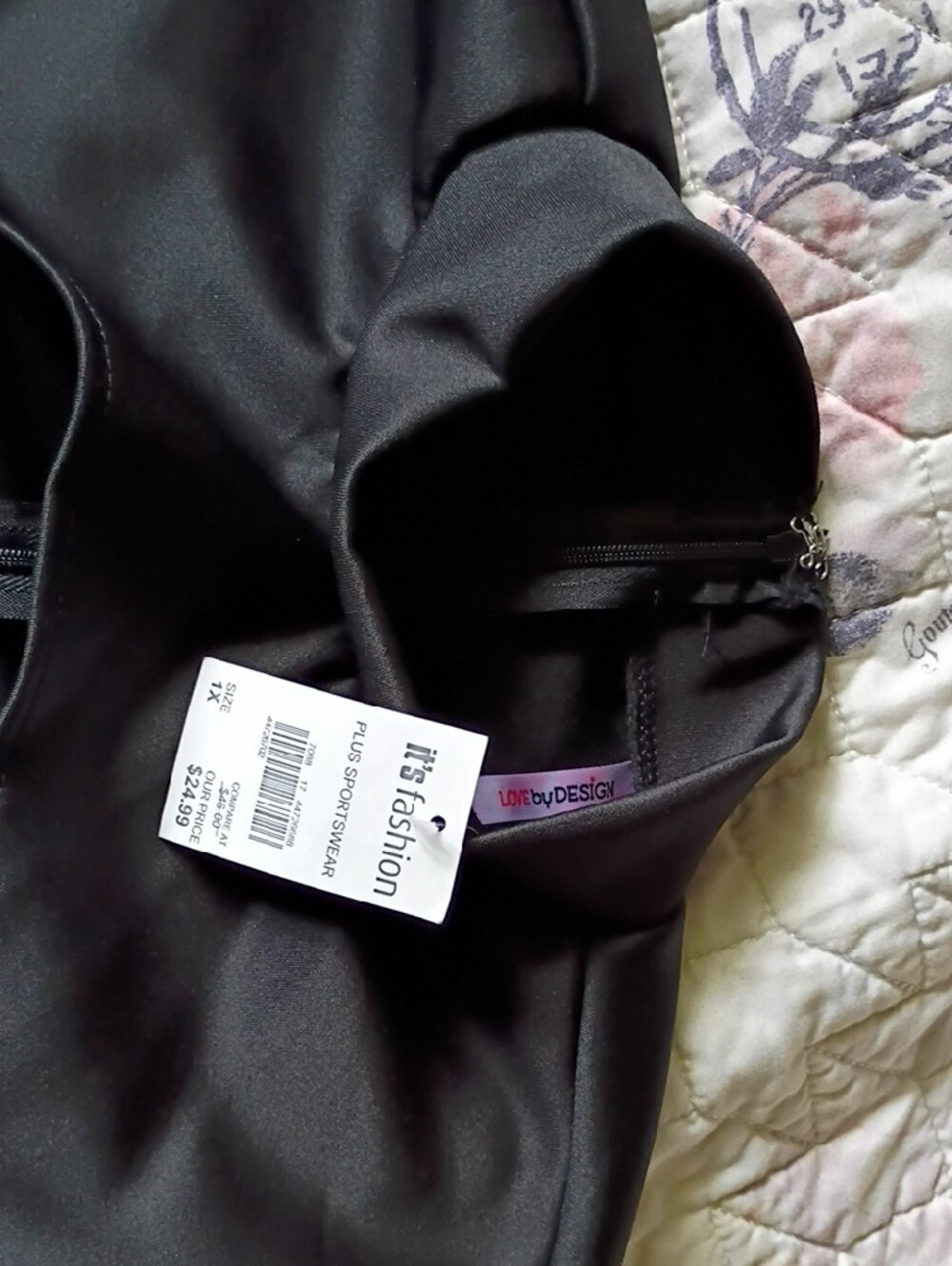 Black Women's Long-Sleeve Cropped Jacket with Structured Bust - Picture 3 of 6